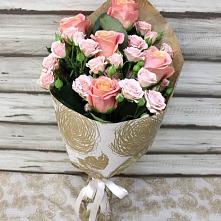 Букет цветов из:  Розы #REPLACE_PRED# Нижнем Одесе
